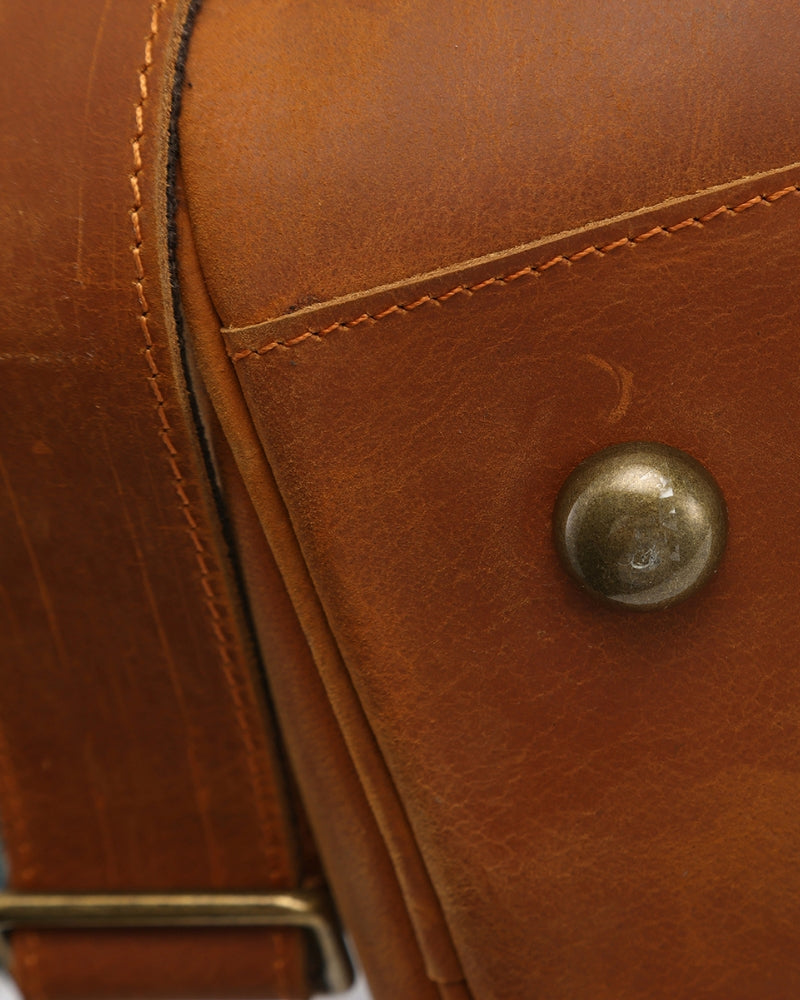 Montague Leder-Duffle