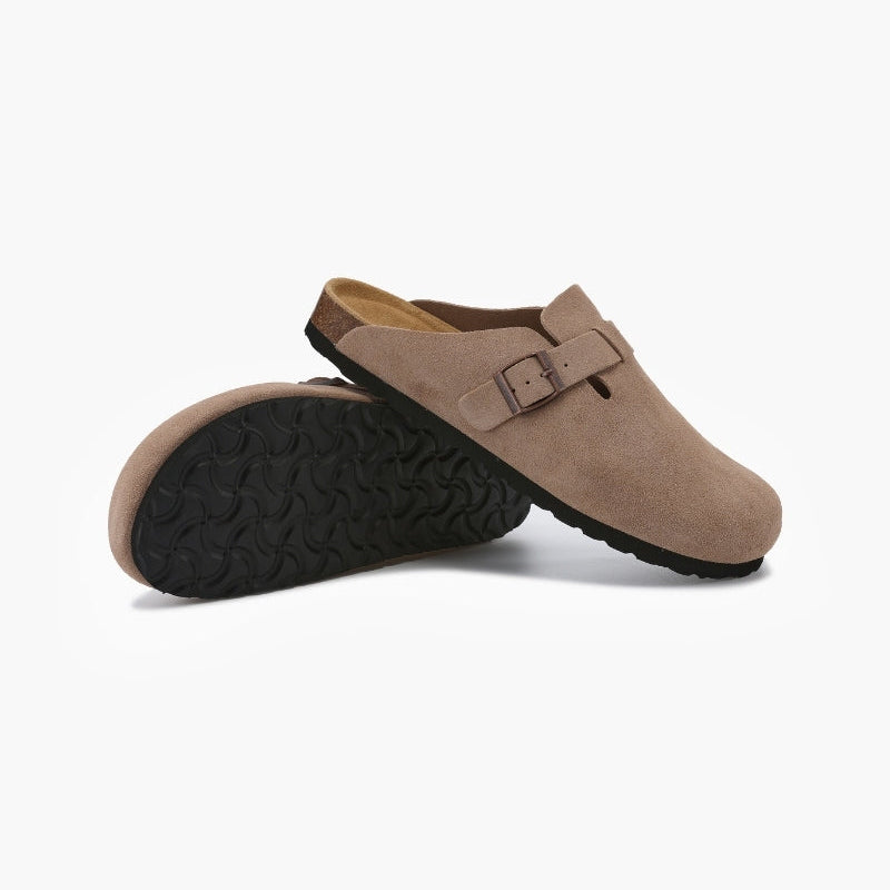 Old Money Suede Clogs – Der perfekte Mix aus Stil und Komfort •