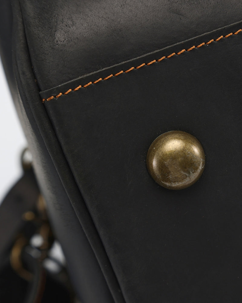 Montague Leder-Duffle