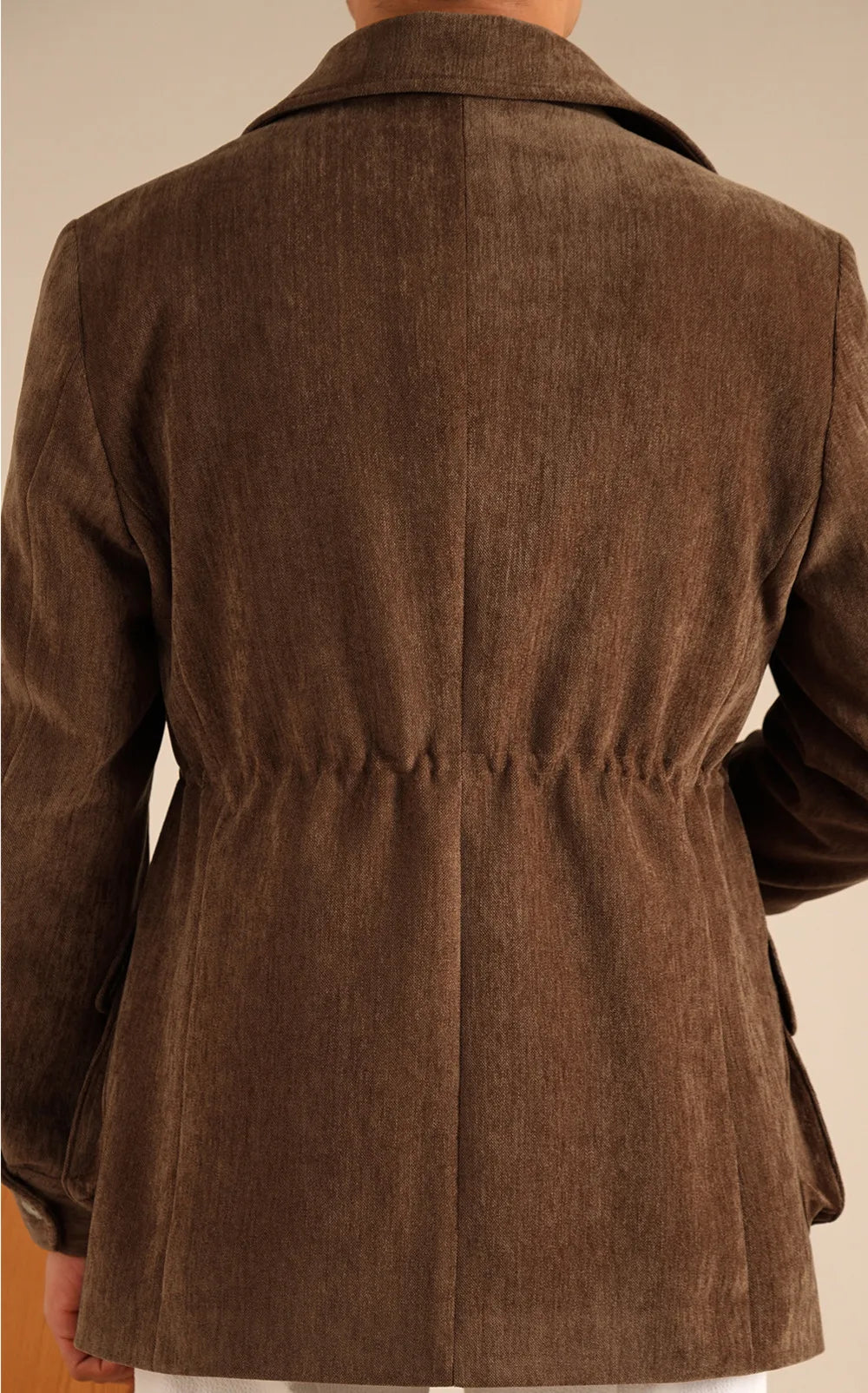 Lio Männlicher Trenchcoat Schwarz | 100% Wolle, Elegant und Vielseitig