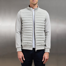 Leichte Sommerjacke für Herren mit Steppdesign