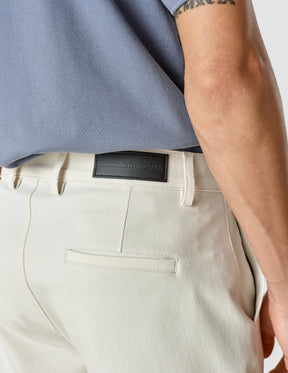 GEN2™ Shorts Off White